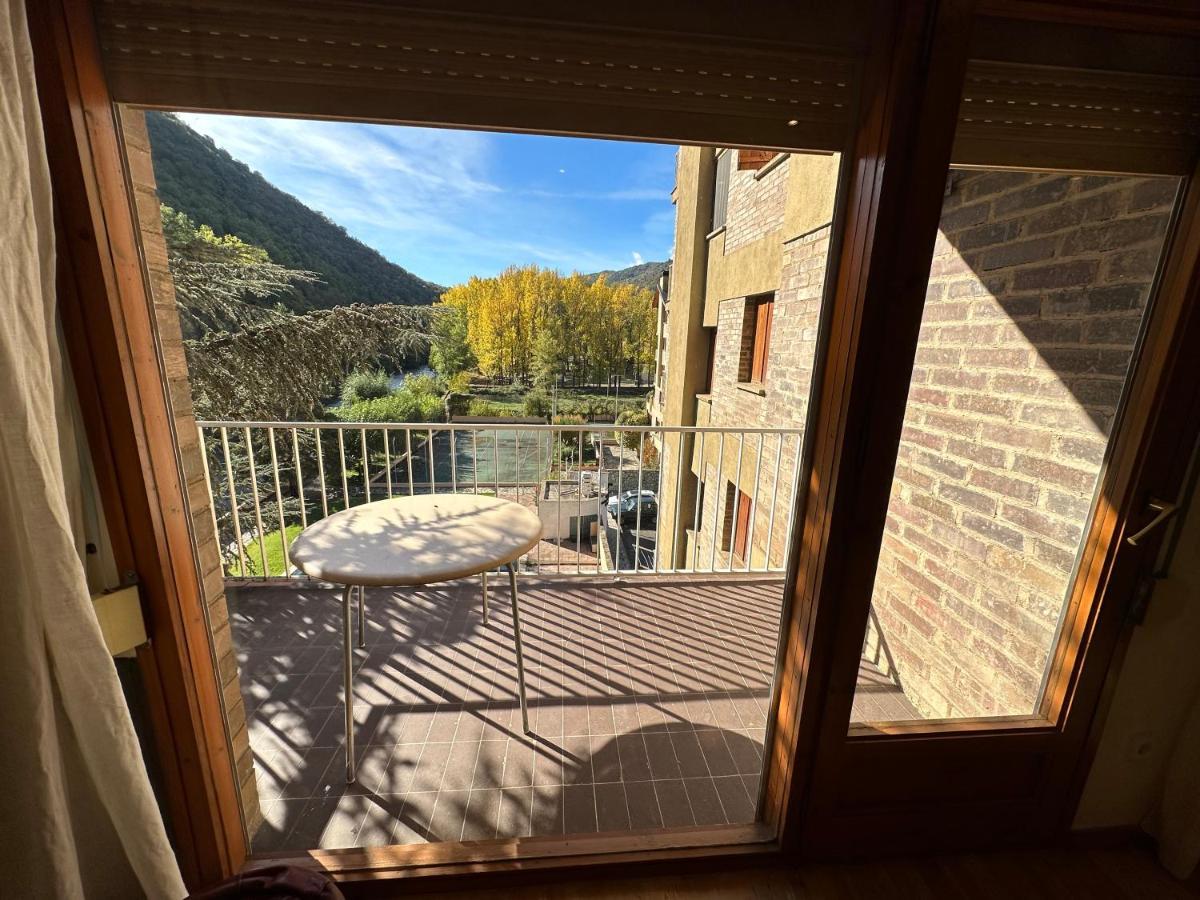 Apartament Rialp Amb Vistes Al Riu Noguera Pallaresa Exterior foto