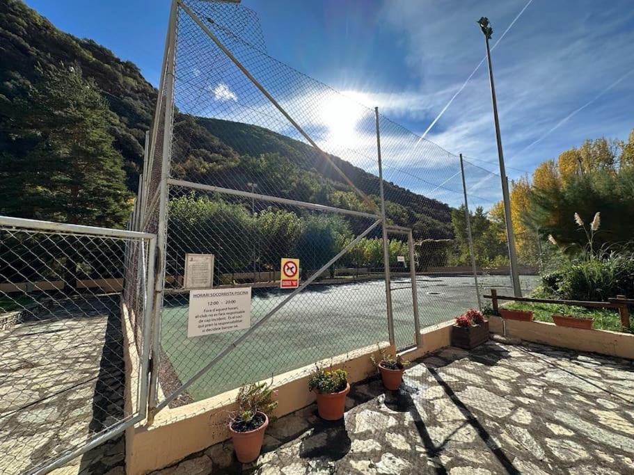 Apartament Rialp Amb Vistes Al Riu Noguera Pallaresa Exterior foto